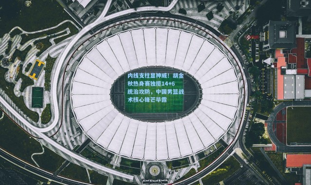 内线支柱显神威！胡金秋热身赛独揽14+6统治攻防，中国男篮战术核心锋芒毕露